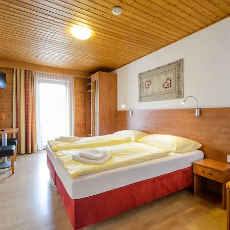 Gaestehaus Elisabeth 3*