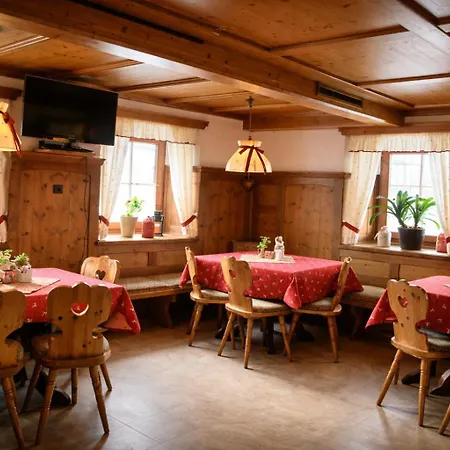 Gaestehaus Elisabeth 3*