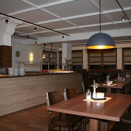 Gaestehaus Elisabeth トゥルフェス