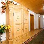 Pensión Gaestehaus Elisabeth 3*