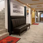 Pensión Gaestehaus Elisabeth 3*