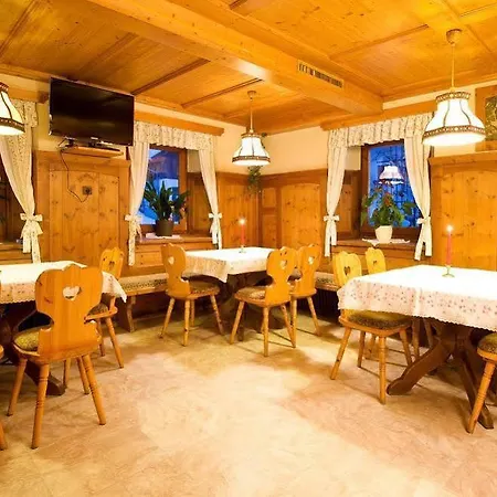 Gaestehaus Elisabeth 3* טולפס
