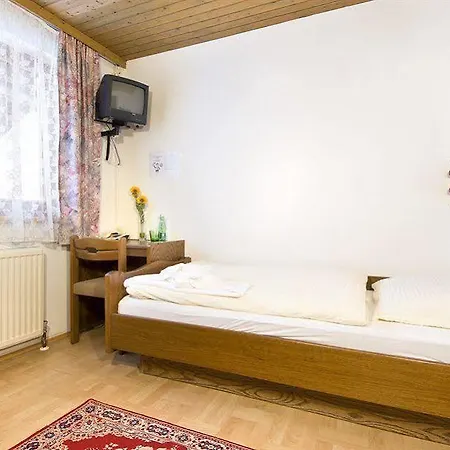 בית הארחה Gaestehaus Elisabeth
